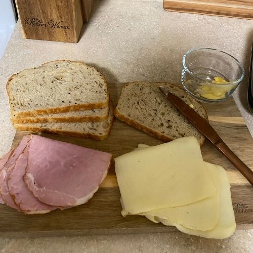 picture of sandwich ingredients